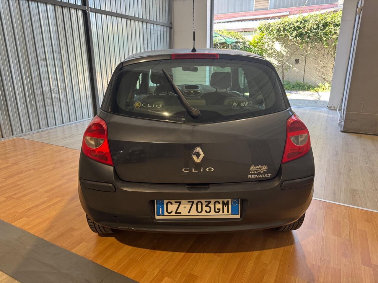 Renault Clio Luxe 1.2 benzina x Neopatentati