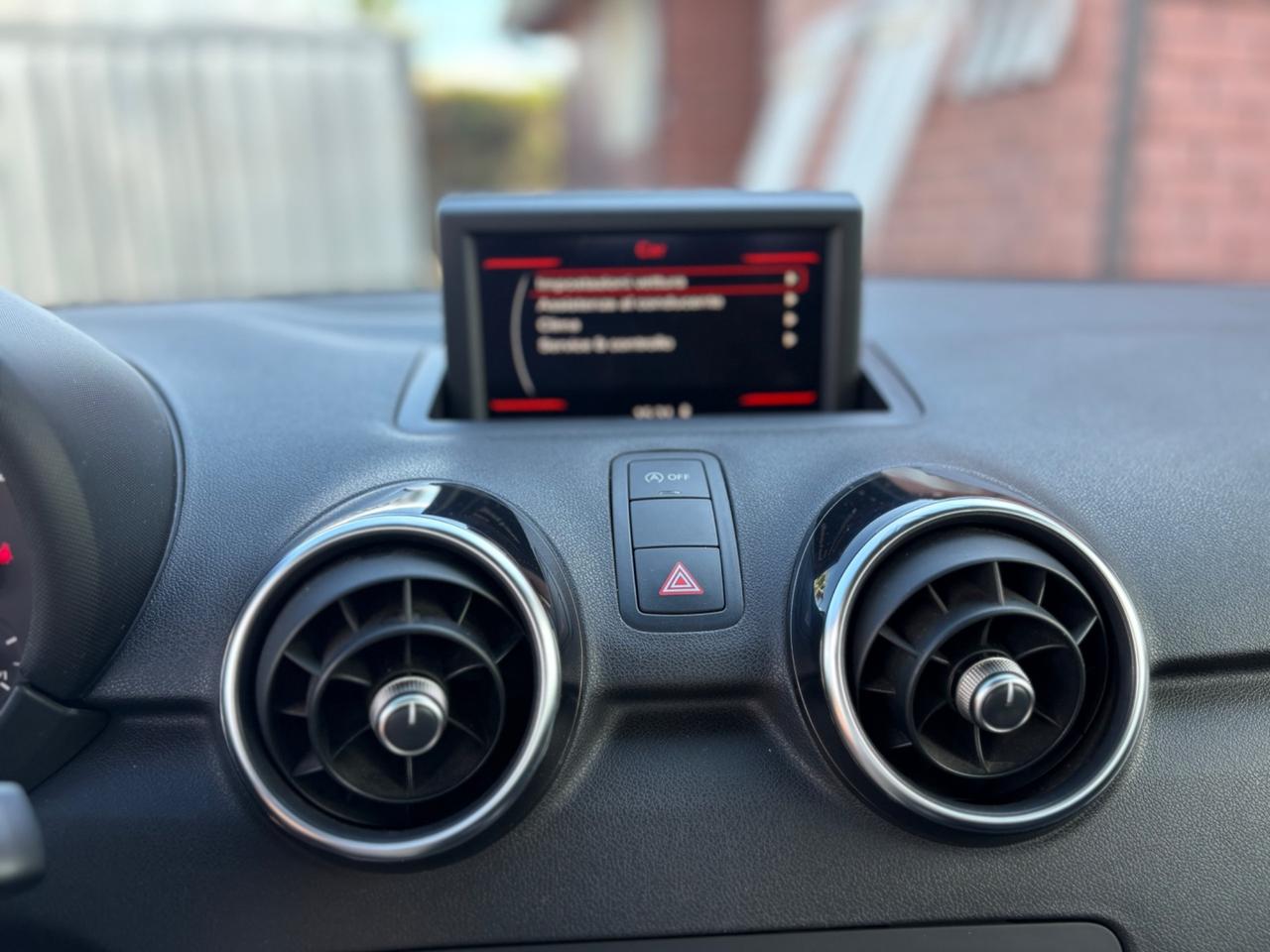 Audi A1 1.6 TDI S line edition