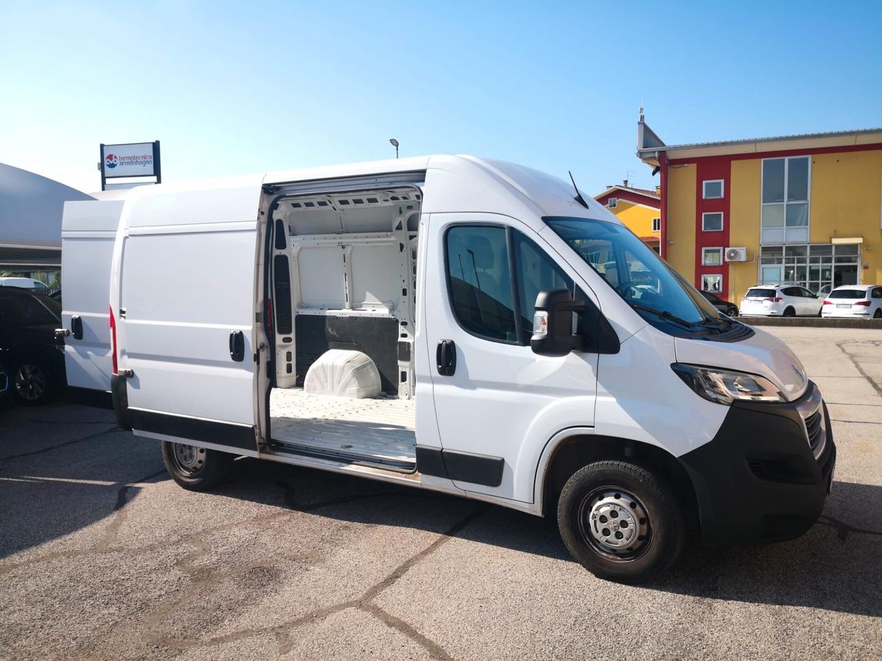 Peugeot Boxer 333 2.2 BlueHDi 140CV PC-TN 3posti ***PREZZO più IVA***