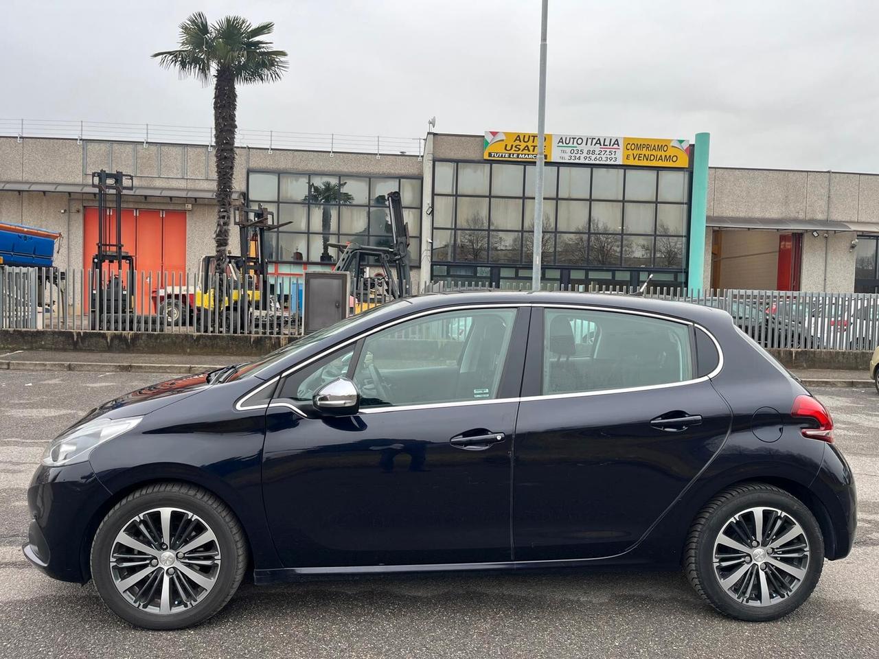 Peugeot 208 BlueHDi 75 5 porte Allure