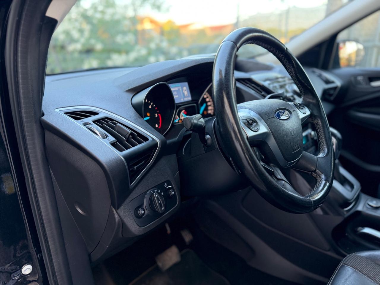 Ford Kuga 2.0 TDCI 180 CV S&S 4WD Powershift Titanium X