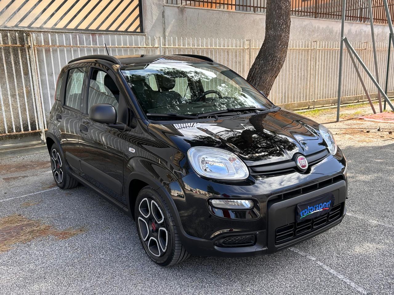 Fiat Panda 1.0 FireFly S&S Hybrid City Cross