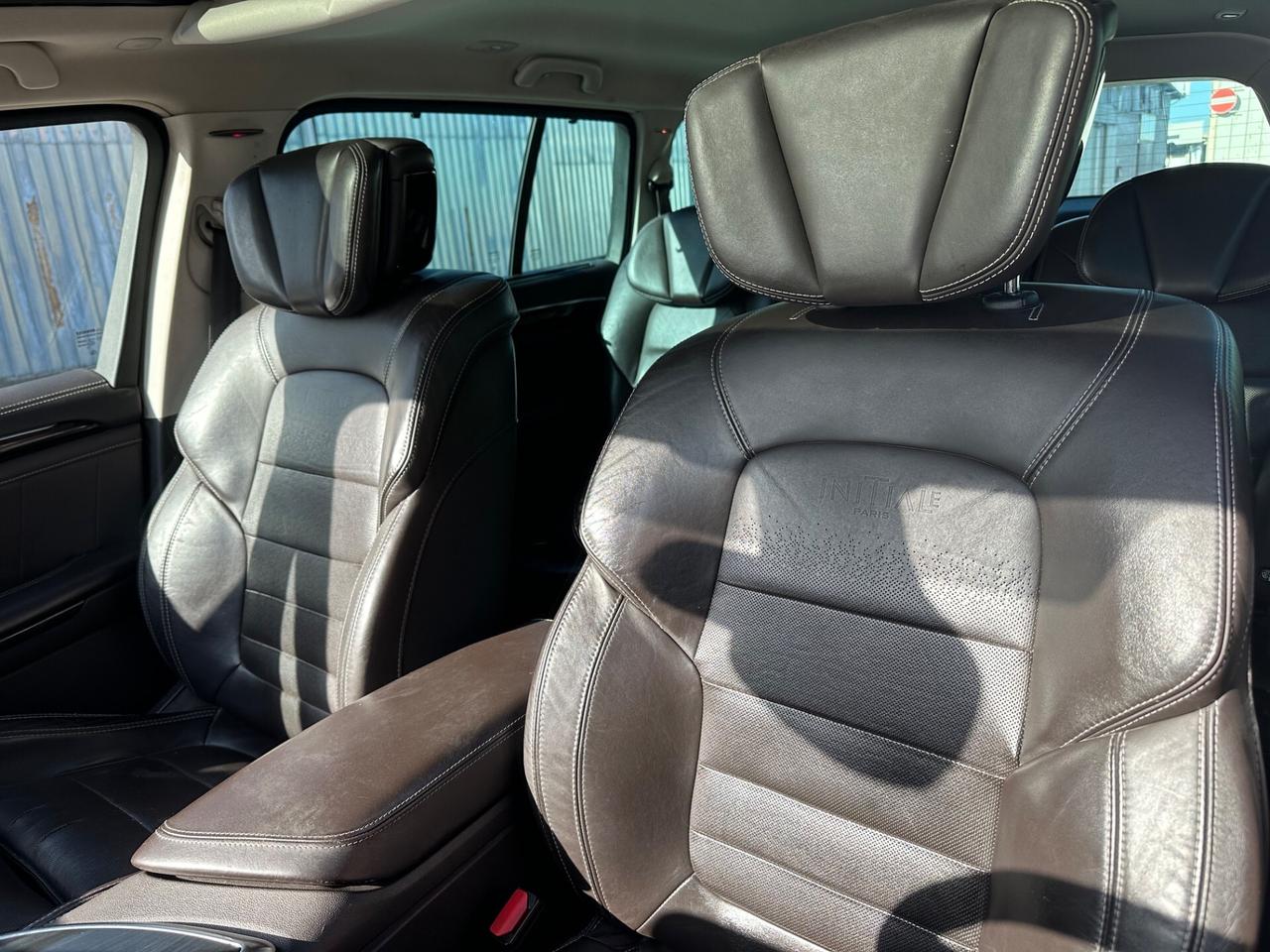 Renault Espace dCi 160CV EDC unitial paris 7 posti