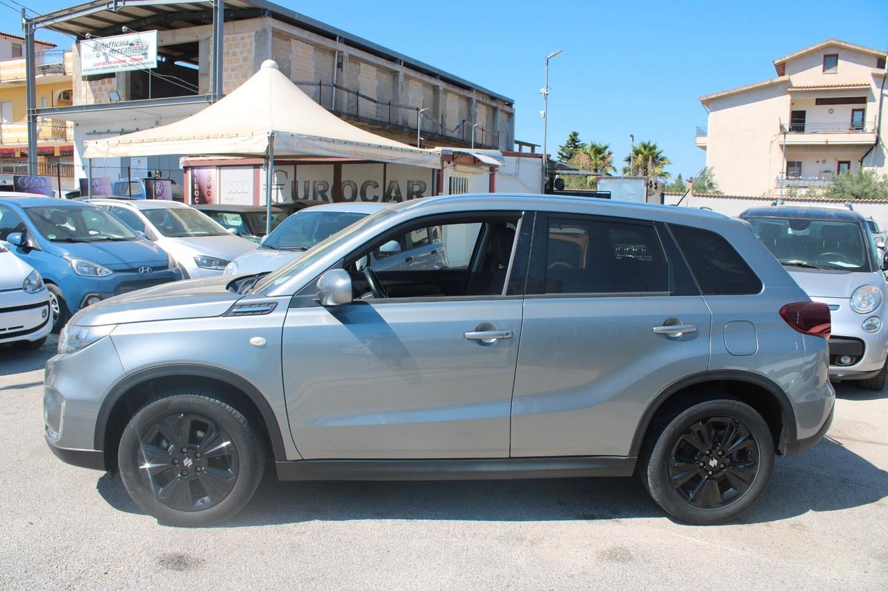 Suzuki Vitara 1.4 Hybrid Cool