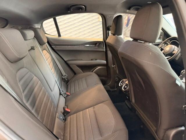 Alfa Romeo Stelvio 2.2 Turbodiesel 160 CV AT8 RWD Super Business