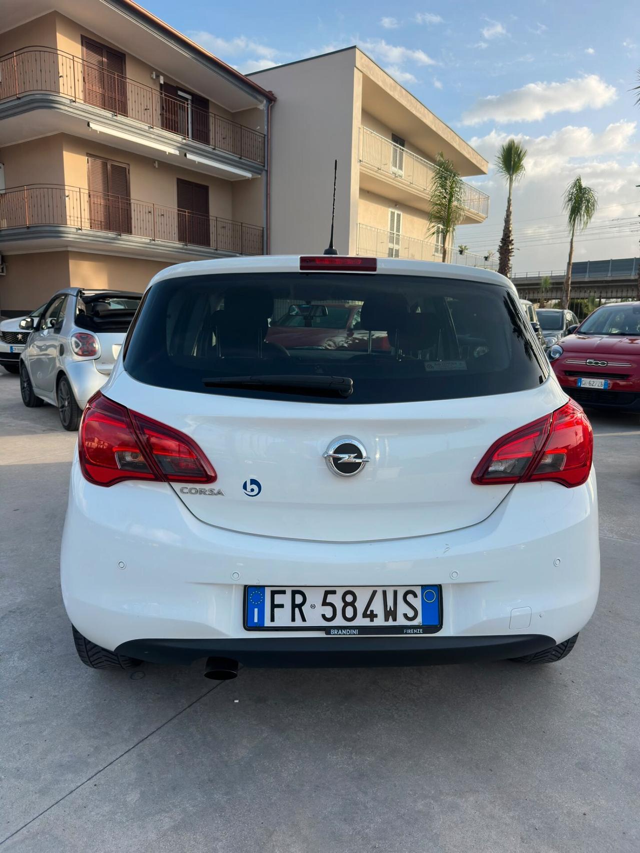 Opel Corsa 1.4 90CV 5 porte Innovation