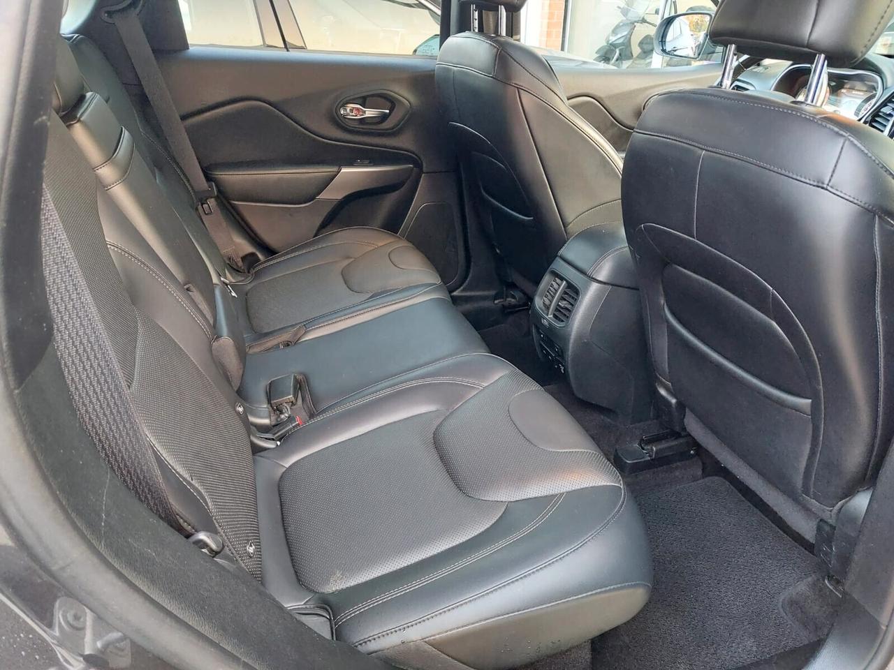 Jeep Cherokee 2.2 Mjt AWD Active Drive I Overland