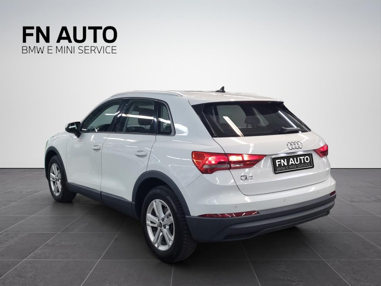 Audi Q3 35 TDI S tronic Business