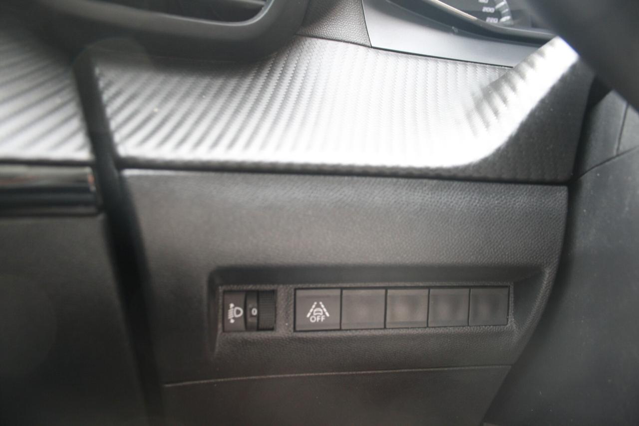 Peugeot 2008 BlueHDi 110 S&S Allure Pack