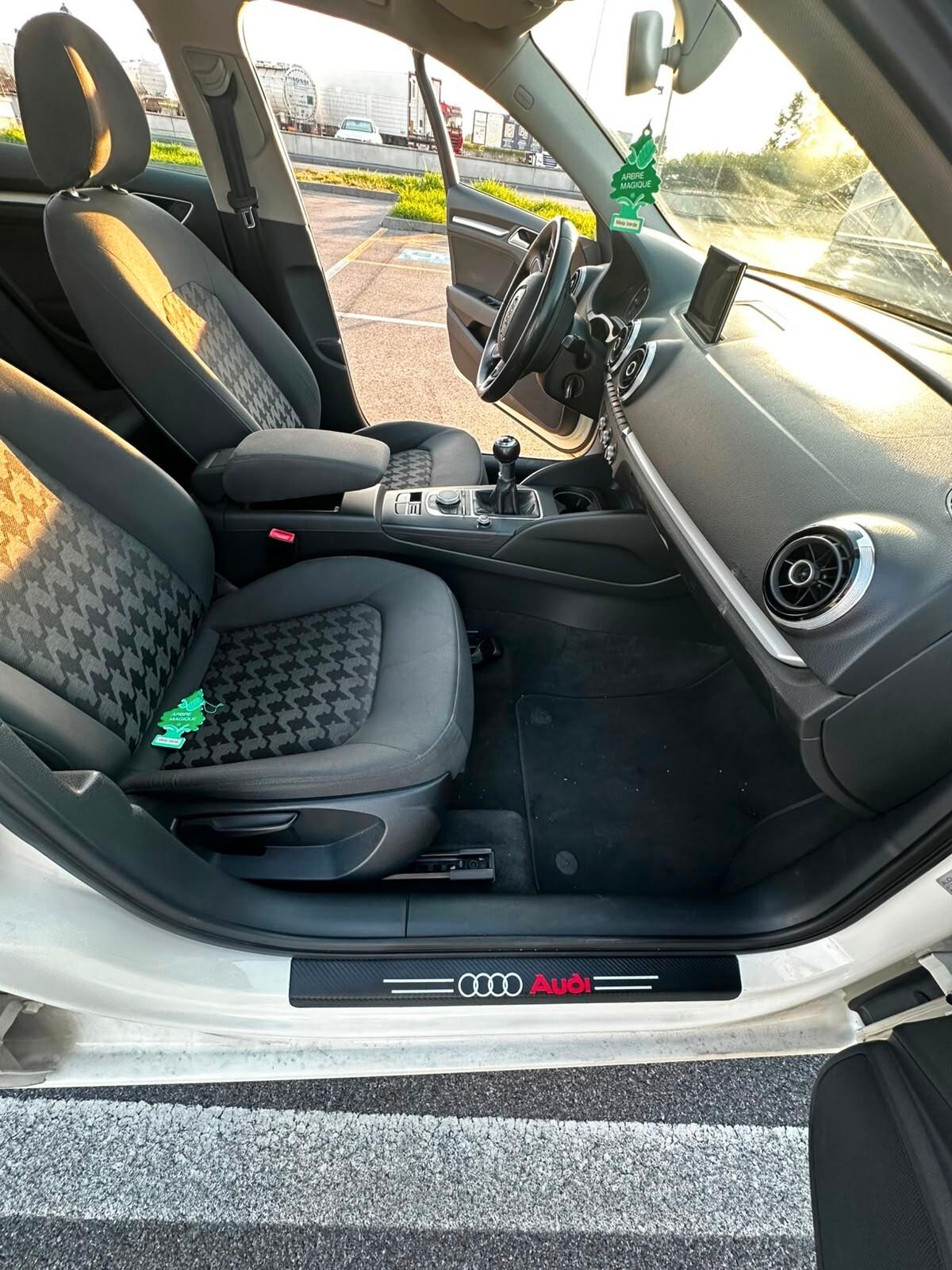 Audi A3 1.6 TDI FULL OPTIONAL