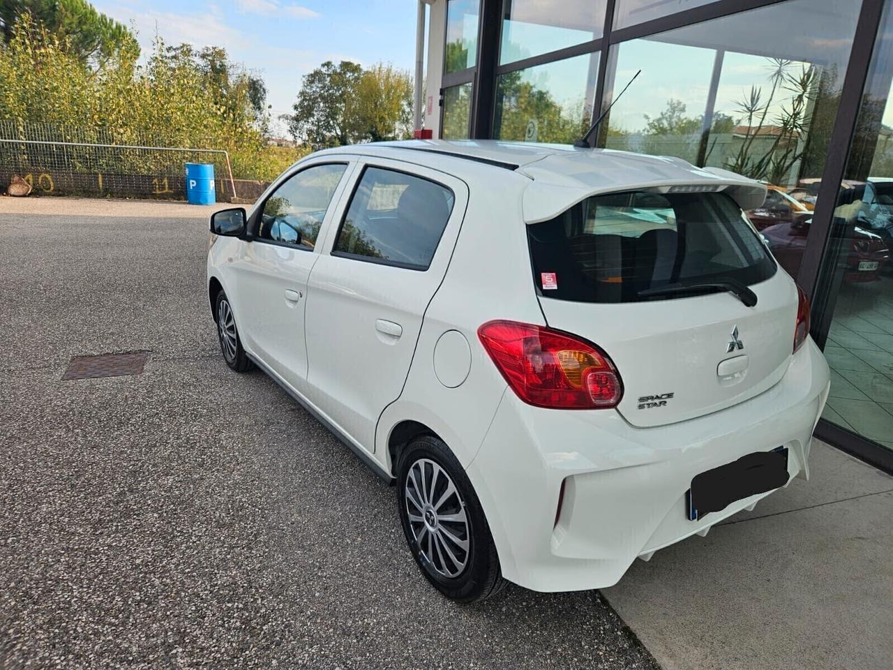 Mitsubishi Space Star 1.2 Invite SDA