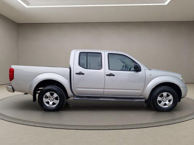 NISSAN Navara 2.5 dCi 4 porte Double Cab LE