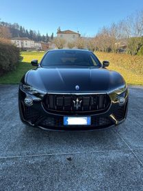 Maserati Levante V6 Diesel 275 CV AWD Granlusso