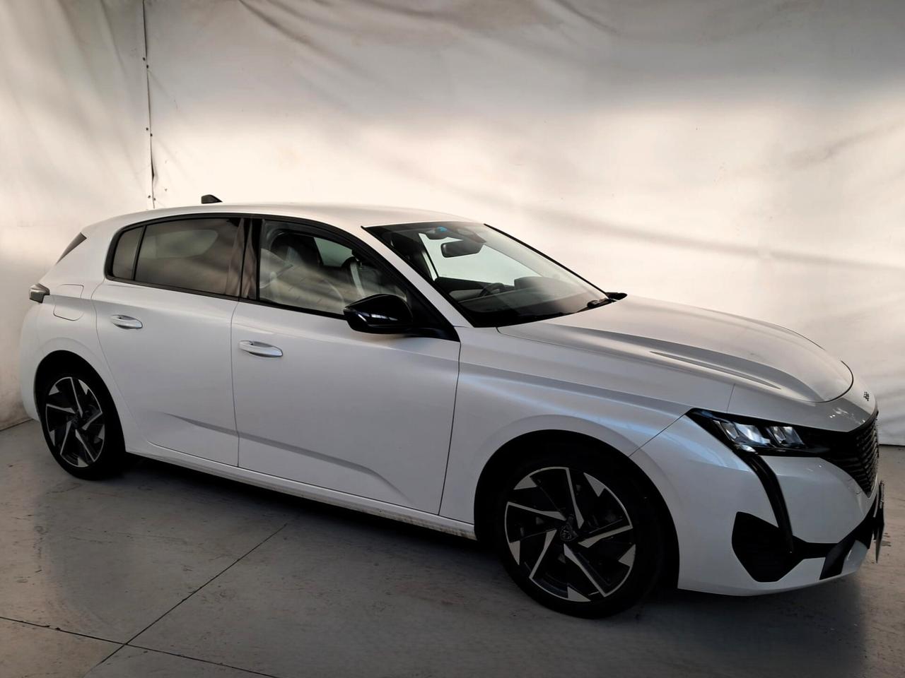 Peugeot 308 BlueHDi 130 S&S EAT8 SW Allure