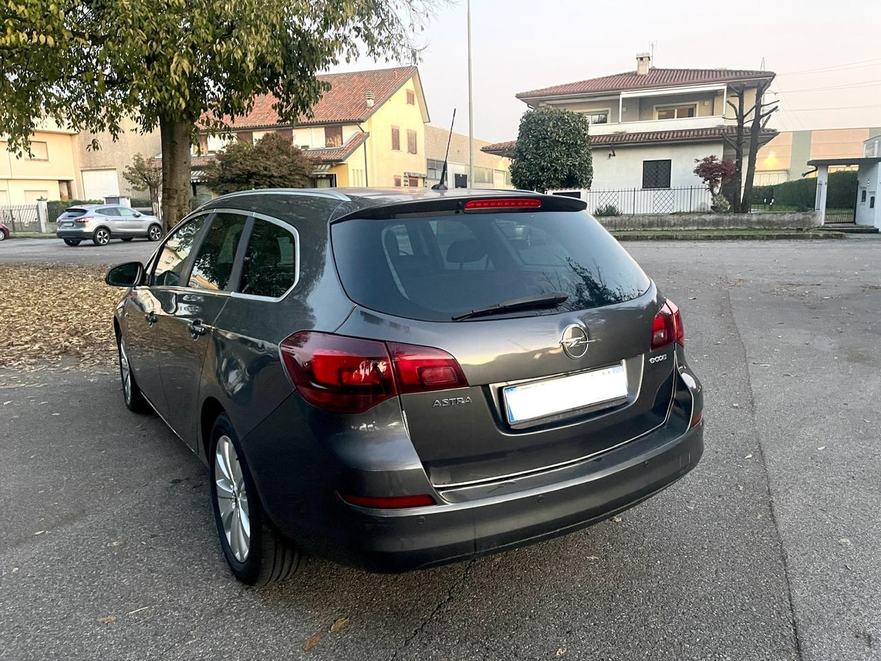 Opel Astra 1.3 CDTI 95CV S&S Sports Tourer Cosmo per Neopatentati 2012