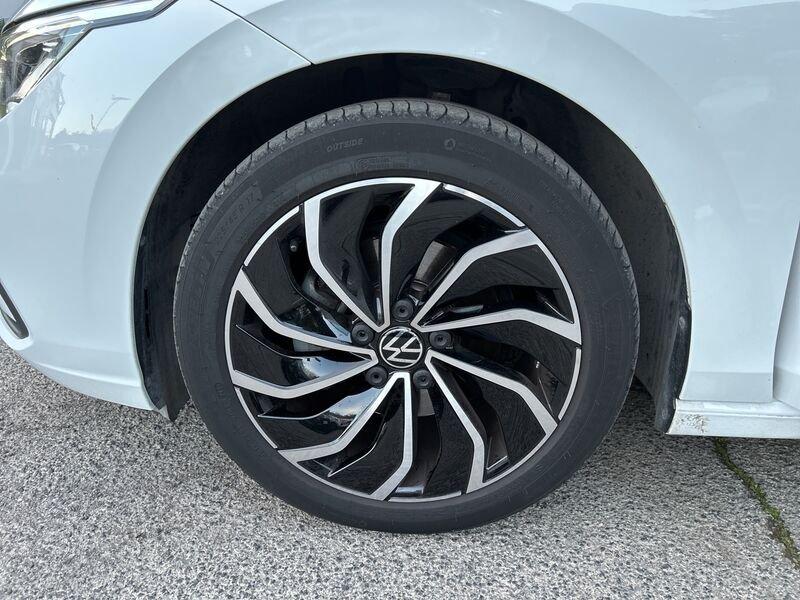 Volkswagen Golf VIII 2020 1.5 tsi evo Life 130cv