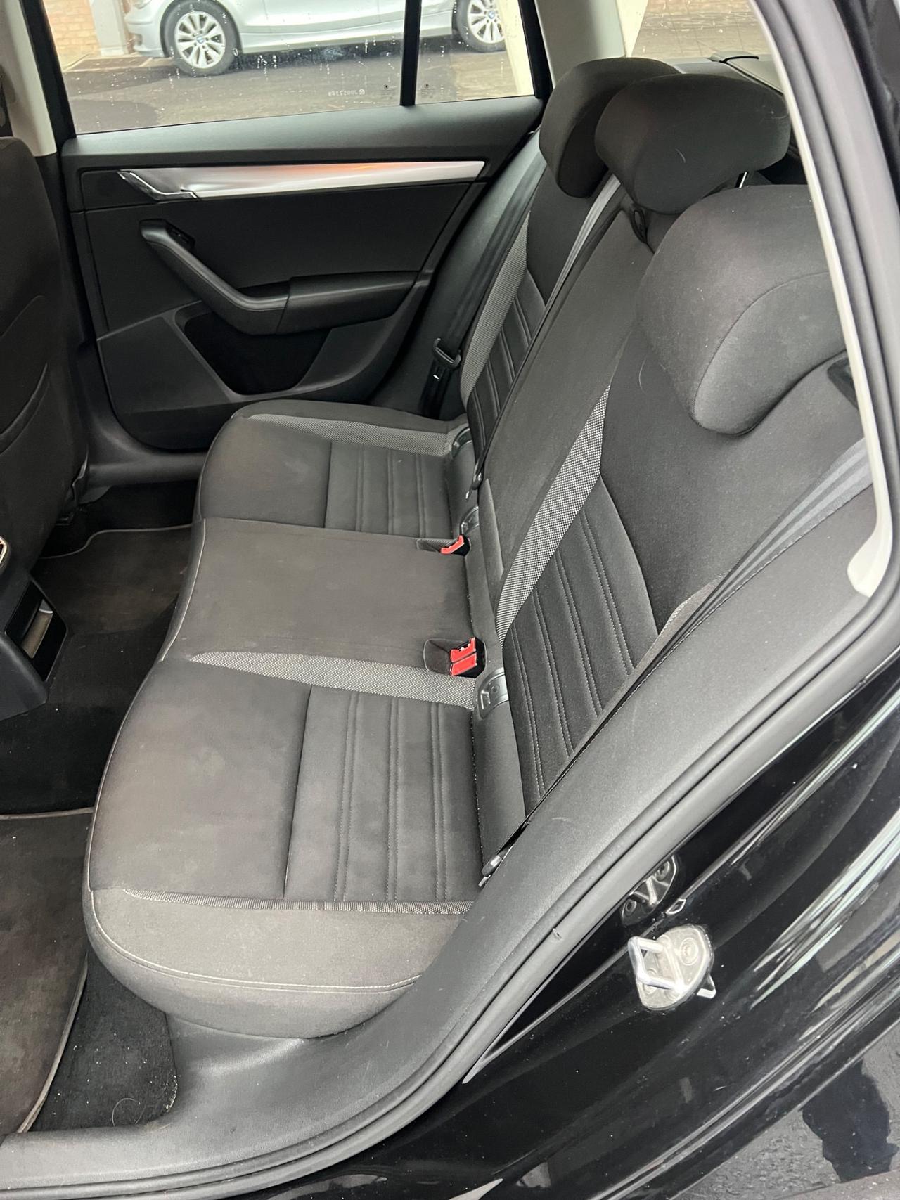 Skoda Octavia 1.4 TSI Wagon Executive G-Tec