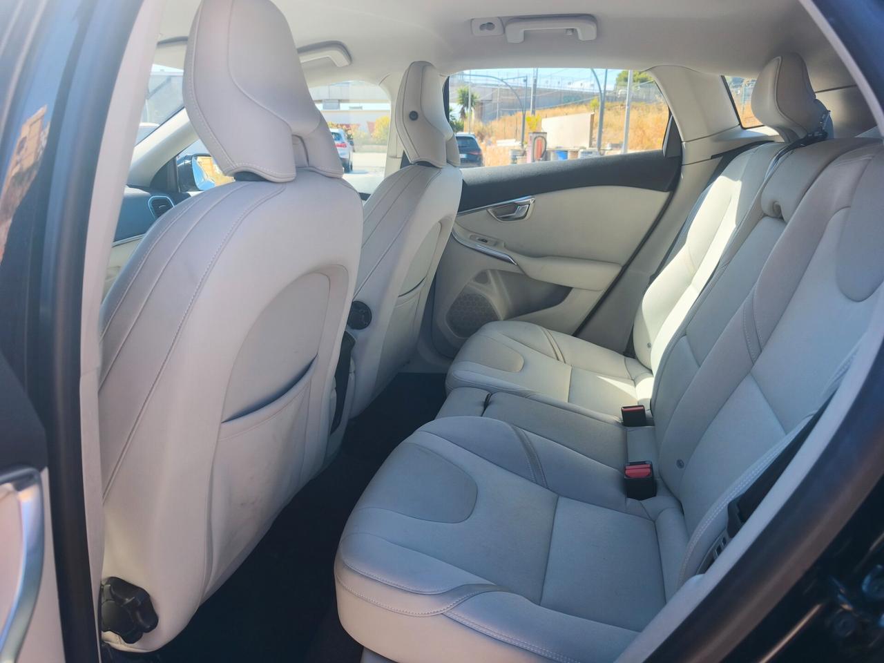 Volvo V40 D2 1.6 115cv MOMENTUM CERTIFICATA 2013
