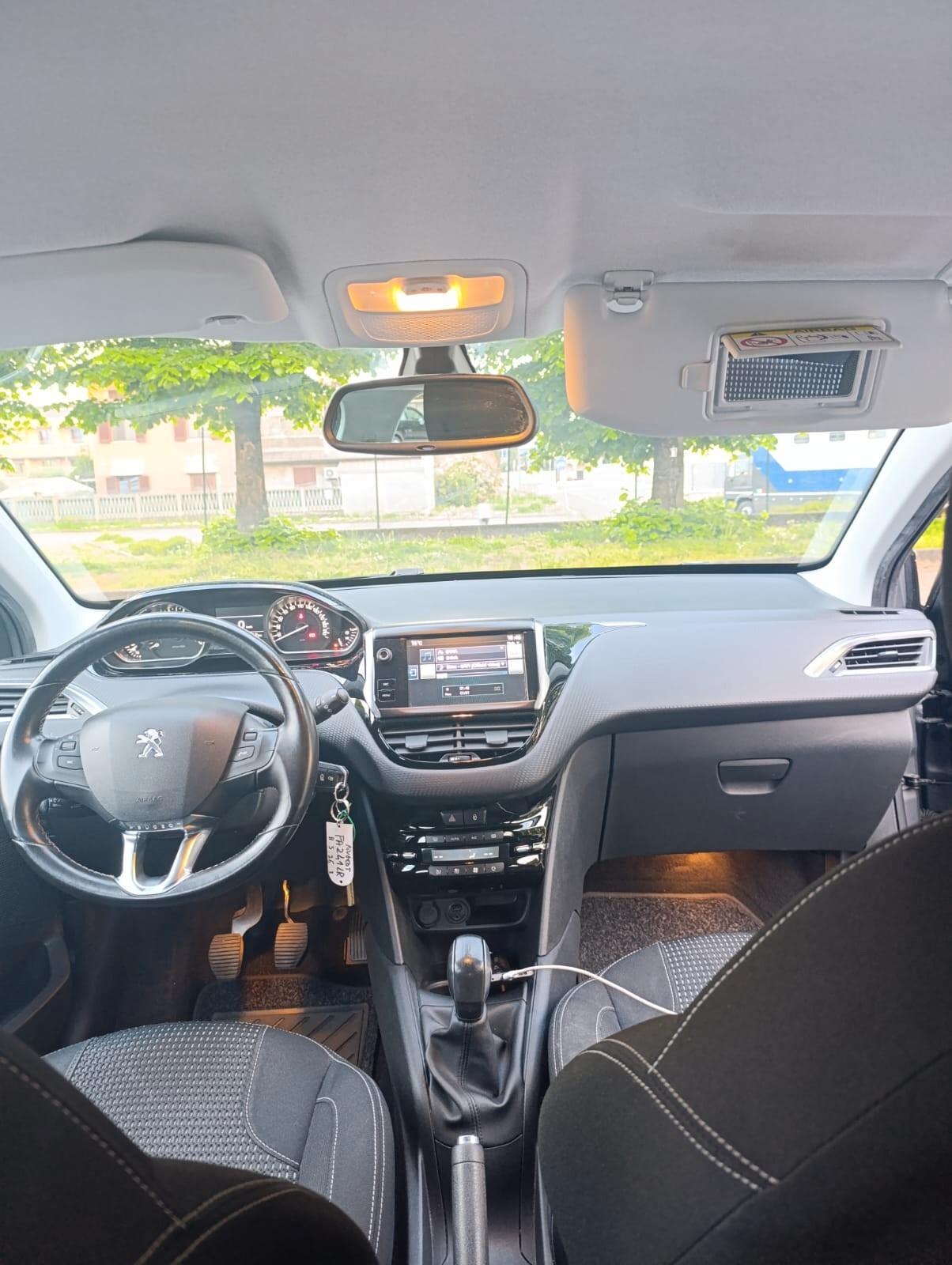 Peugeot 208 PureTech 82 ETG5 S&S 5 porte Allure