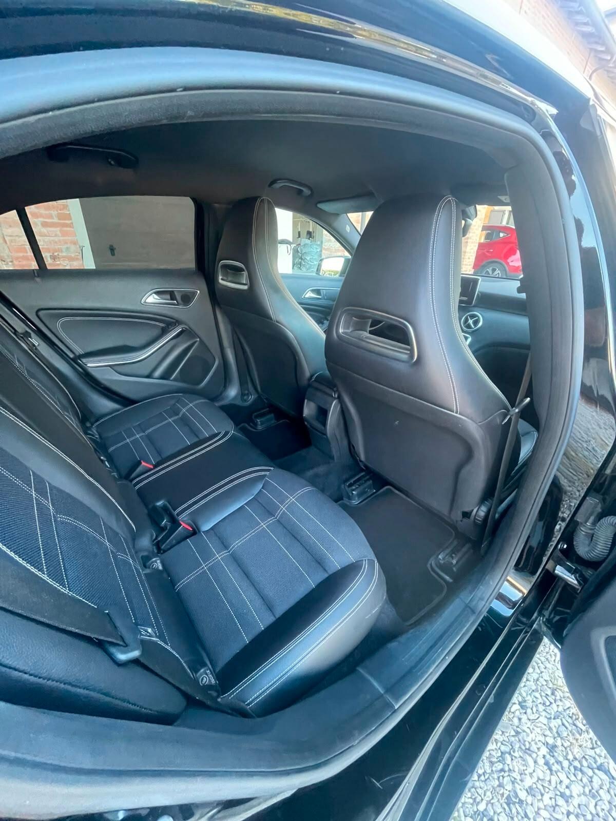 Mercedes-benz A 160 CDI Premium Dark Night Edition