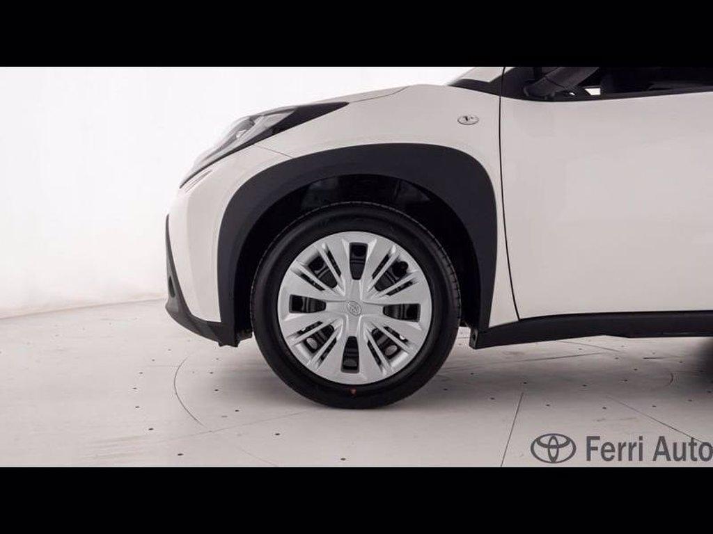 TOYOTA Aygo x 1.0 active 72cv del 2024