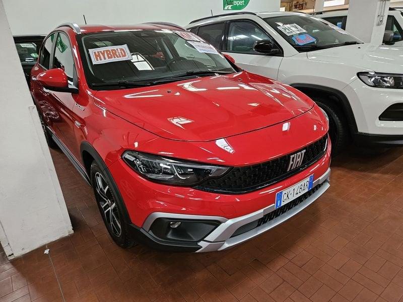 FIAT Tipo 1.5 Hybrid DCT 5 porte Cross - KM ZERO !!!