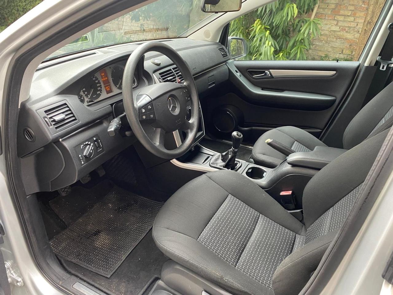 MERCEDES B 180 CDI PREMIUM CONDIZIONI DA VETRINA GUARDA