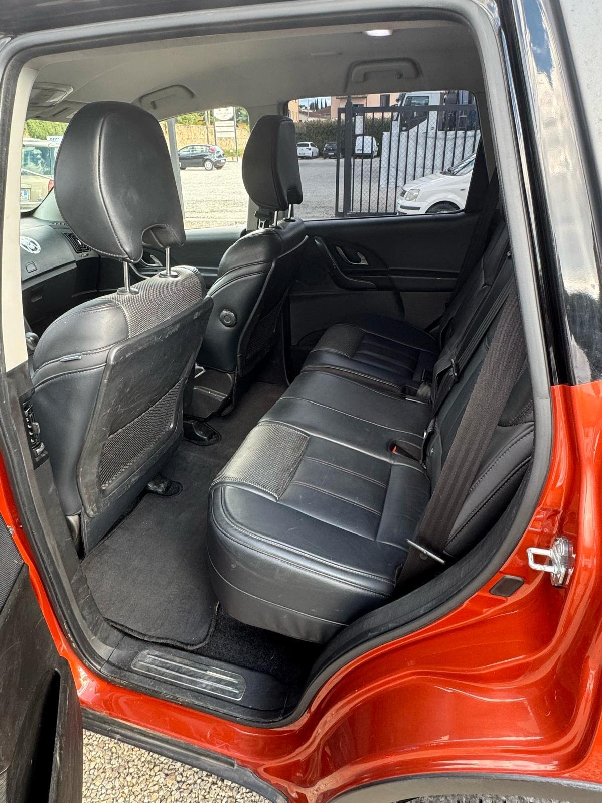 Mahindra XUV500 2.2 16V AWD W8 N1