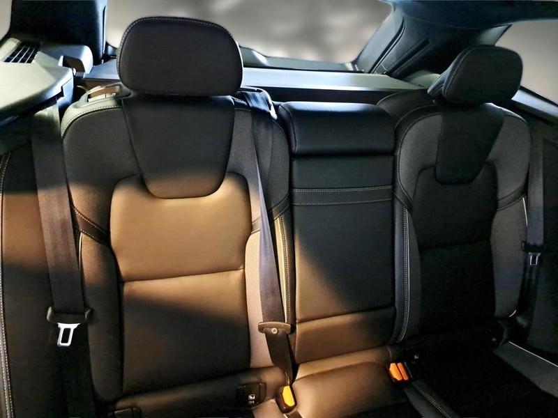 VOLVO XC60 T8 Twin Engine AWD Geartronic R-Design