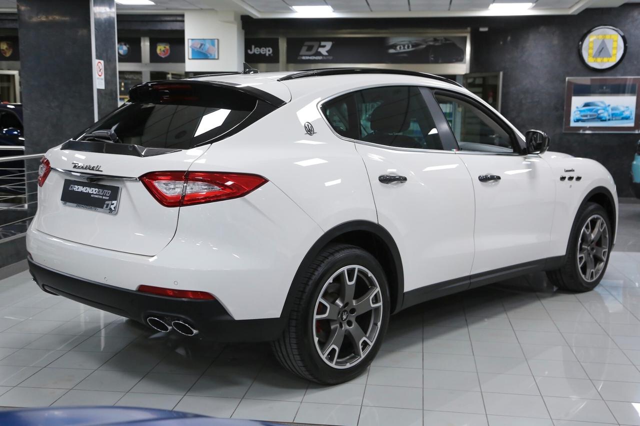 Maserati Levante V6 Diesel 250 cv AWD auto