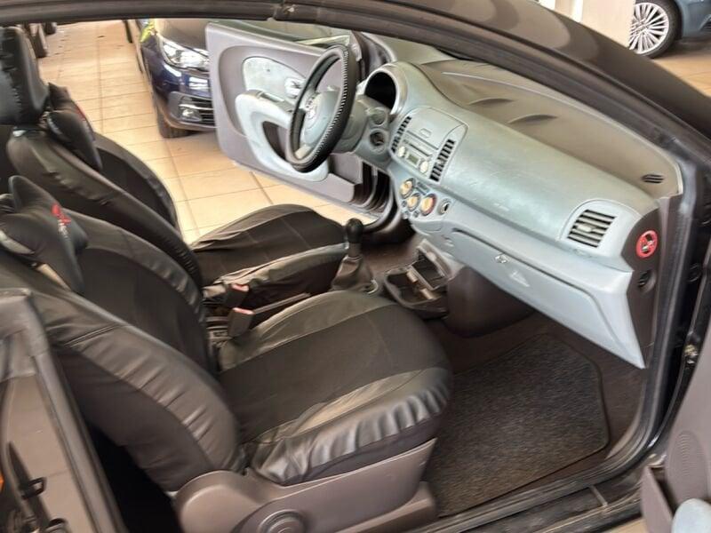 Nissan Micra Micra CC 1.4 Sport