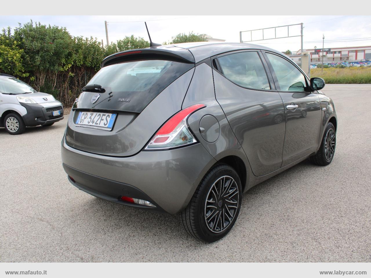 LANCIA Ypsilon 1.0 FireFly 5pS&S Hyb. Eco Silv.