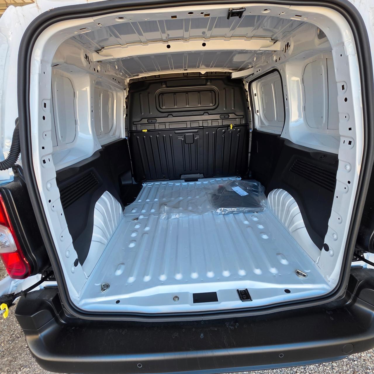 Opel Combo Cargo Nuovo Modello L1H1 1.5d 100cv - - Pronta CONSEGNA