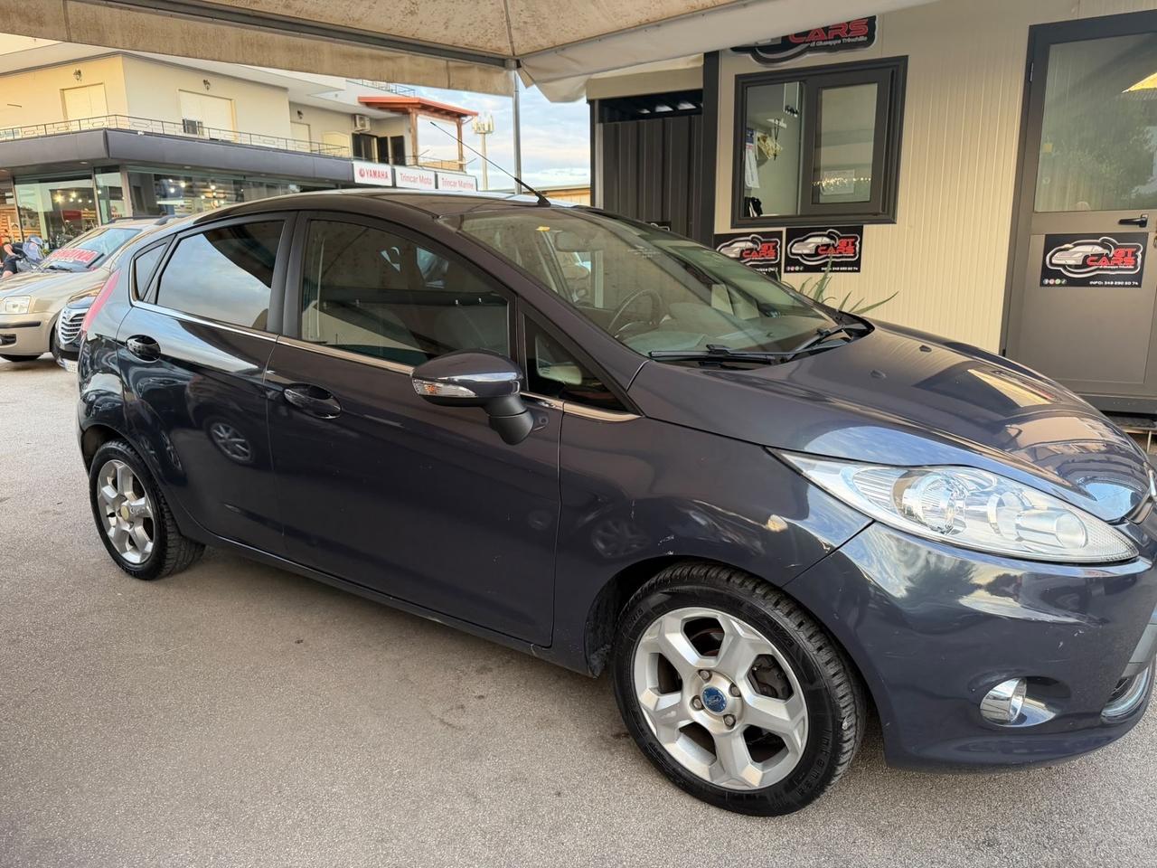 Ford Fiesta 1.4 TDCi 70CV 5 porte Titanium