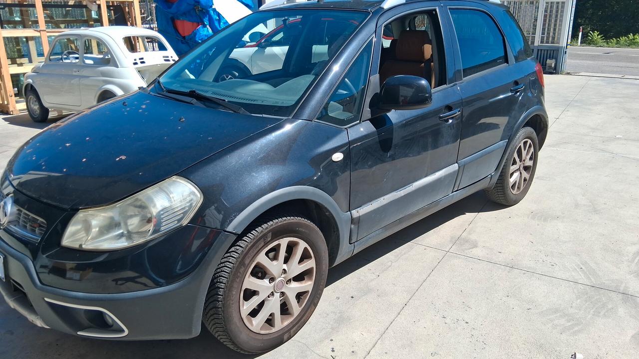 Fiat Sedici 2.0 MJT 16V DPF 4x4 Experience