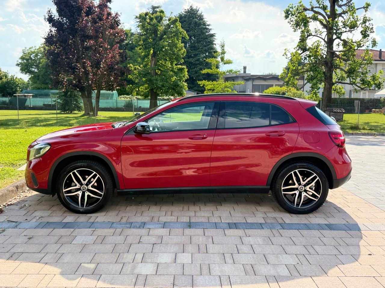 Mercedes-benz GLA 200 d Automatic Premium