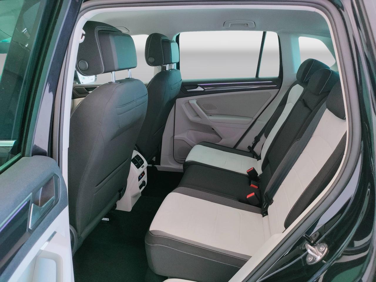 VOLKSWAGEN Tiguan II 2021 - Tiguan 2.0 tdi Elegance 150cv dsg