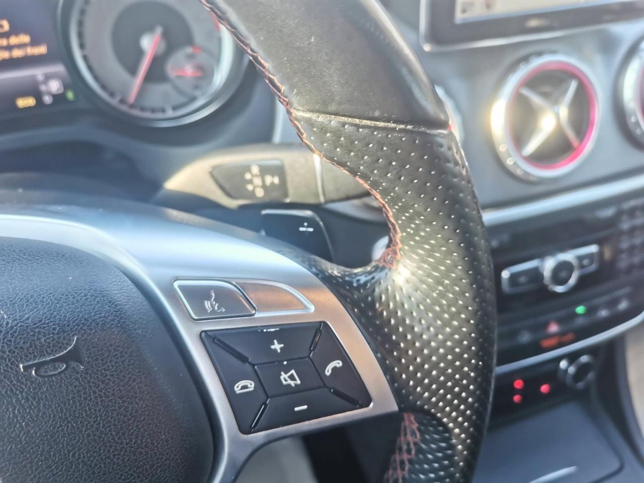 Mercedes-Benz GLA 200 CDI aut 4Matic Premium