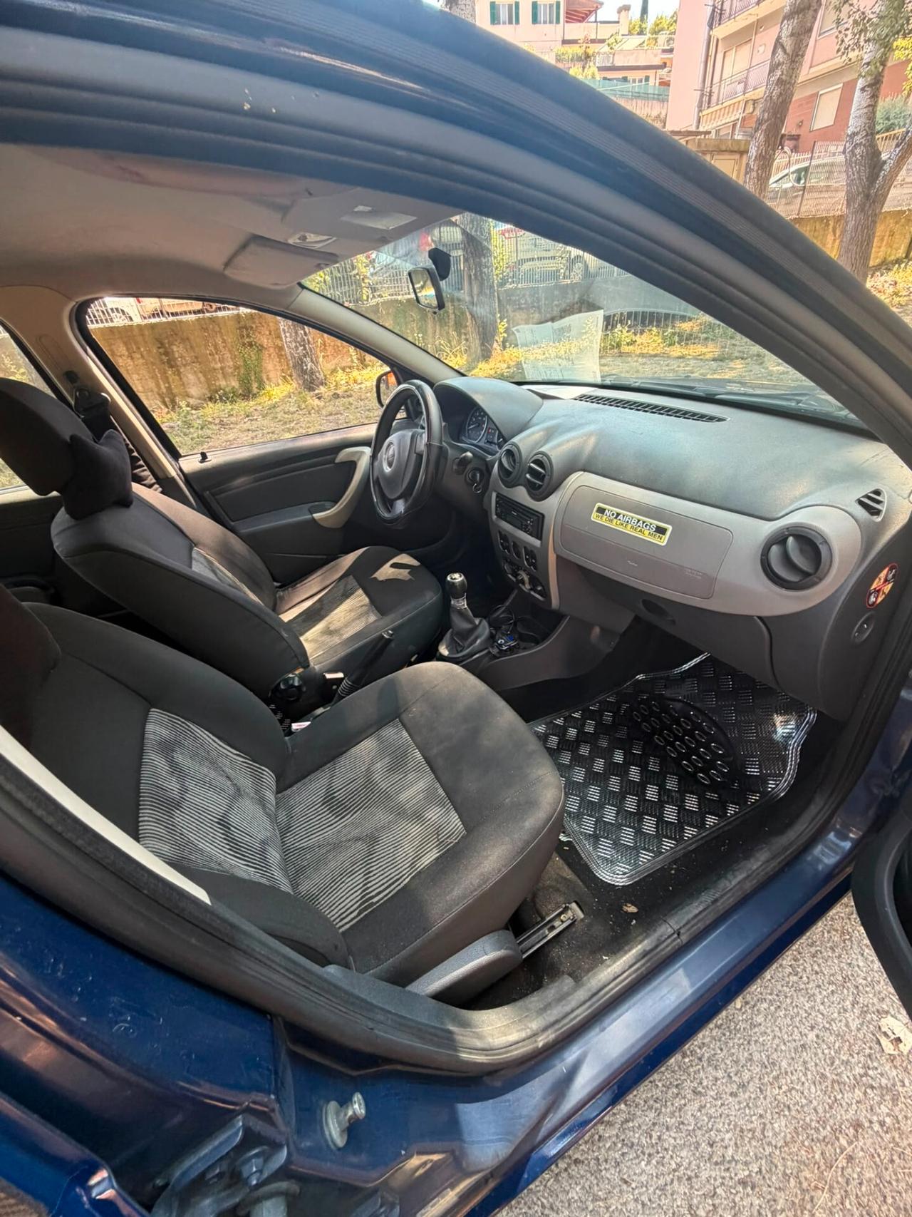 Dacia Sandero 1.2 16V Lauréate