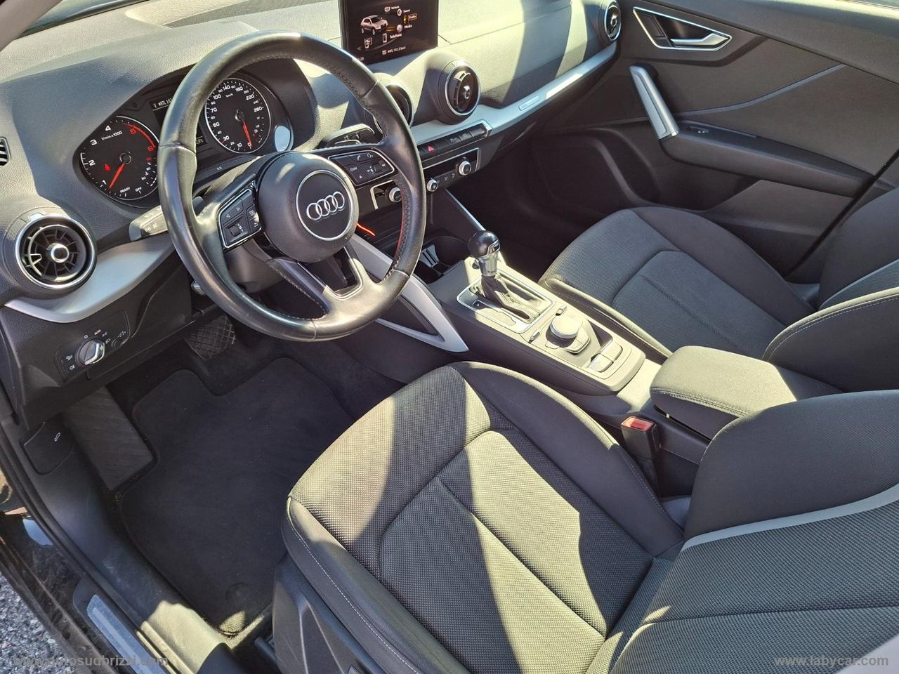 AUDI Q2 30 TDI S tronic Identity Black