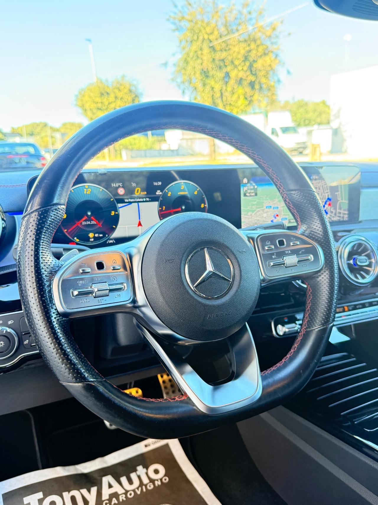 Mercedes-benz CLA 200 Coupe d 150 cv Premium auto AMG CON LUCI SOFFUSE,TELECAMERA,APPLE CARPLAY,VIRTUAL COCKPIT