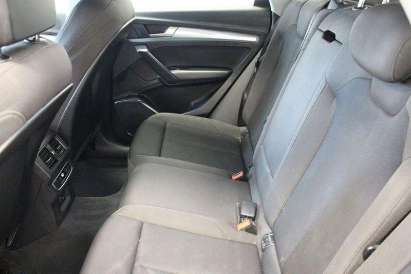 Audi Q5 40 TDI quattro S tronic Business Sport