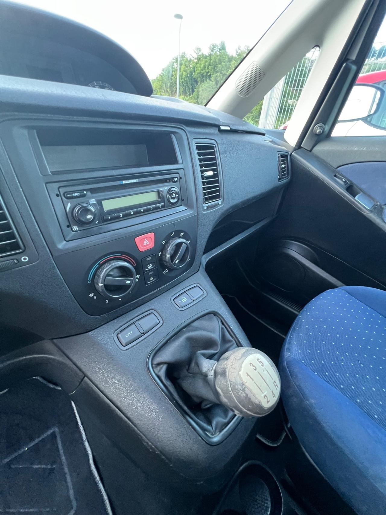 Fiat Idea 1.3 Multijet 16V 70 CV BlackEnergy
