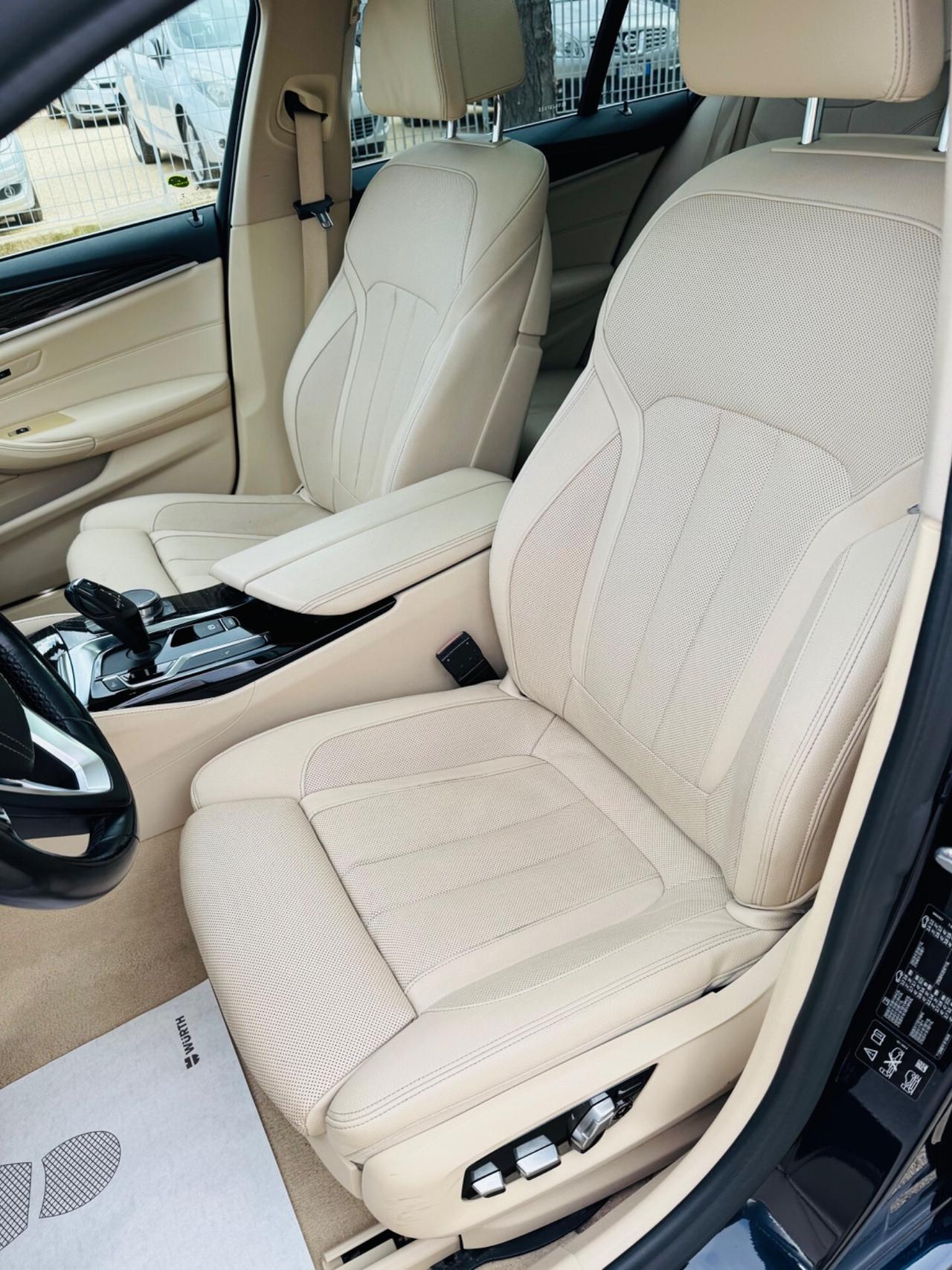 Bmw 520d xDrive Touring Luxury