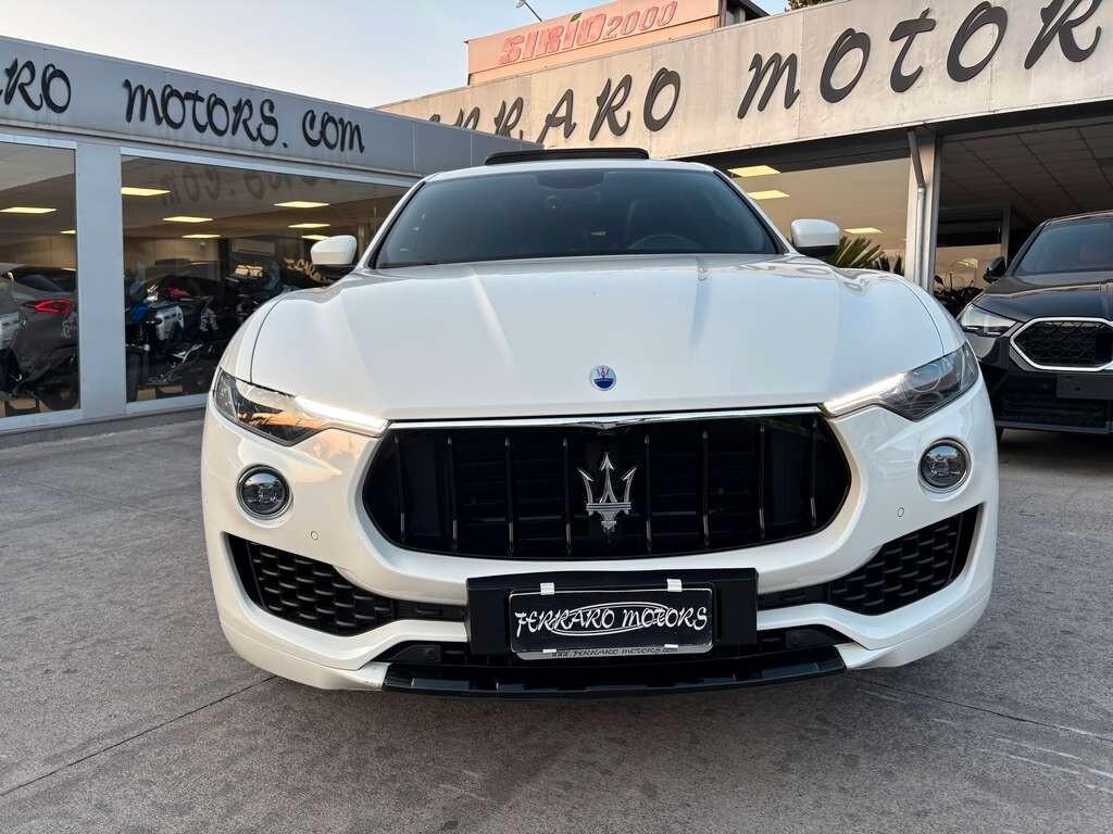 Maserati Levante V6 430 CV S AWD 2017/ KM 123.000 Tua a 379 Euro al mese