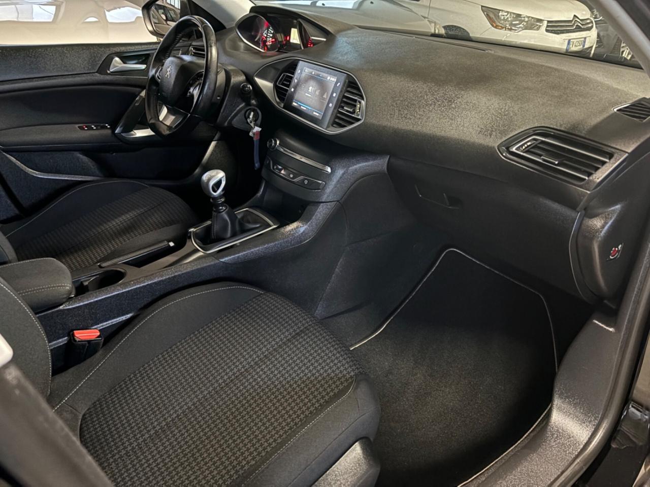 Peugeot 308 BlueHDi 120 SS SW Business