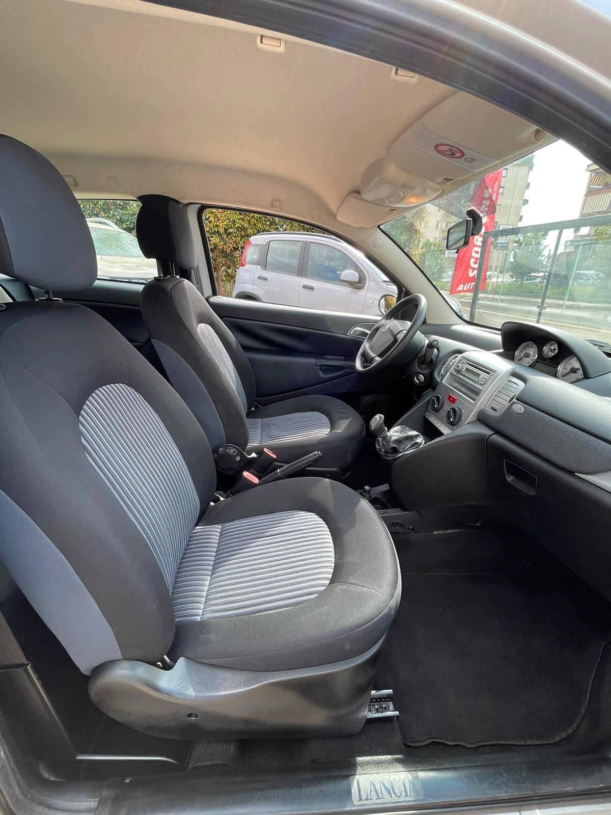 Lancia Ypsilon 1.2 Benzina"110.000 Km"