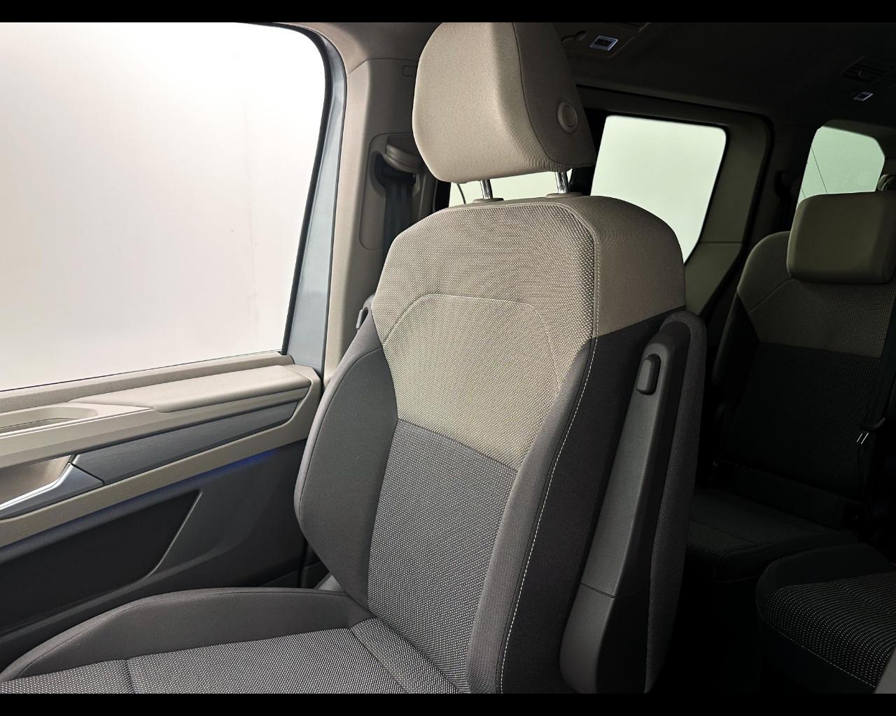 VOLKSWAGEN Multivan 2.0 TDI 150CV DSG Life
