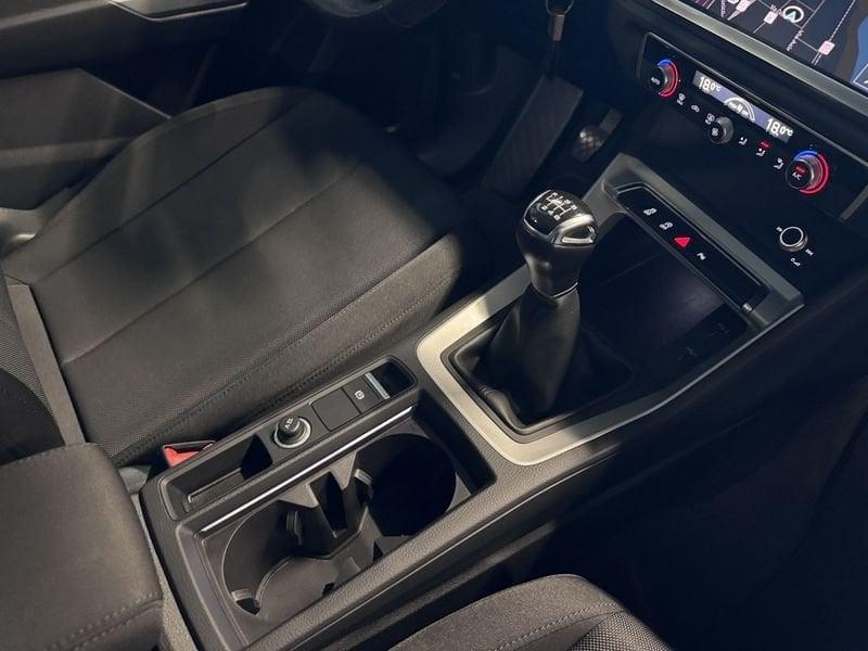 Audi Q3 35 TDI Business Plus