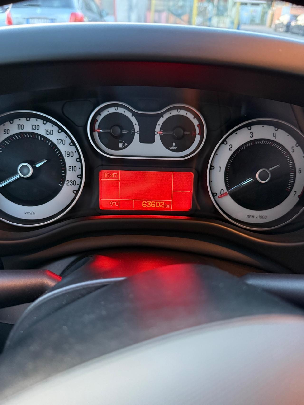 Fiat 500L Living 0.9 TwinAir 105 CV Lounge